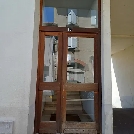 Ensoleille Avec Terrasse Pres De La Gare, 60m2 Lejlighed Aurillac